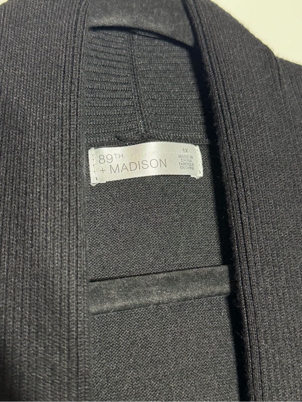89th & Madison Women's Black Ribbed Shawl Cardigan